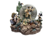 Vintage Disney Store Two-Gun Mickey Mouse Musical Snow Globe Home On The Range – picture