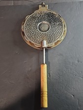 VINTAGE Berarducci Brothers Heart Shaped Waffle Iron #210 McKeesport, PA picture