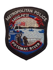 METROPOLITAN POLCIE PATCH with 2025 Potomac River mid-air collision 5