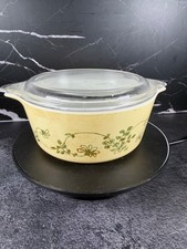 Vintage Pyrex SHENANDOAH 472-B Covered Casserole Dish with Lid picture
