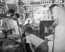 1940s Washington DC Black-owned Grocery Store - Vintage Photo Reprint picture