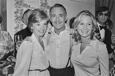 English actor John Mills daughters Hayley Juliet Mills UK 11th Jul- Old Photo picture