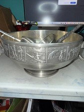 vintage norwegian petwer soup tureen eik tinn viking relief picture