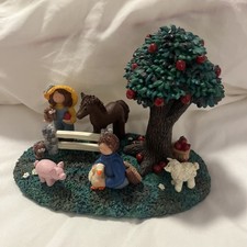 Vintage Resin Collection Apple Orchard Farm Animals 6” base EUC. s1 picture