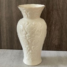 Lenox Vintage Georgian Collection Cream Gold Rim Embossed 7