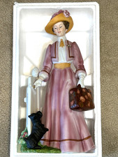 1983 Mrs Albee Presidents Club Albee Award Figurine Vintage 9” picture