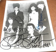 The Ronnettes RONNIE SPECTOR PHIL SPECTOR GEORGE HARRISON 8x10 Glossy Photo picture