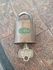 Vintage  BEST Padlock with working Key 2D-367 picture