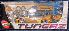 Hot Wheels Tunerz 1:18 Scale Honda Civic Si die-cast custom model kit (such as p picture