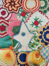 Large Lot of 25 Vintage Handmade Crocheted Potholders Hot Pads Trivets picture