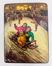 Hand-Painted Russian Lacquered Wooden Hinged Trinket Box Winter Sled Scene 1982 picture