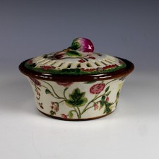 1895 Wong Lee crackled Porcelain Reticulated Lid Censor Brule Parfum Floral picture