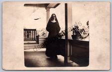 K53/ Interesting RPPC Postcard Americana c1910 Nun Religious Home 49 picture