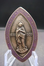 RARE 1939 FRENCH CENTENAIRE DE LA CONG DE L ASSOMPTION ENAMEL PIN BADGE MEDAL picture
