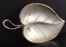 Vintage Leaf Shape 12