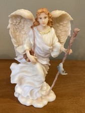 Vintage Roman Seraphim Classics Raphael In Heavens Care 2000 8” X 5” X 4” picture