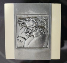 Vintage 1930s Hickok Art Deco Bakelite Dresser Box Cream Horse Equestrian Valet picture