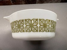 Vintage PYREX Green Square Verde Cinderella Casserole 2 1/2 Qt 475-B Ovenware picture