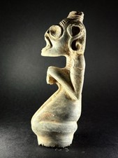 RARE ANCIENT PRE COLUMBIAN STONE CARVED TAINO BEHIQUE CROUCHED POSITION C 900AD picture