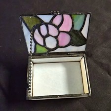 V intage stained glass and slag glass floral trinket or jewelry box picture