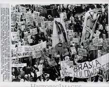 1964 Press Photo Barry Goldwater supporters, San Francisco Republican Convention picture
