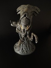 Palisades Alien Queen bust Limited Edition numbered #1373 of 4200 (not The Mini) picture