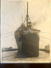 Press Photo- SS Leviathan entering dry-dock picture