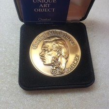 1988 Goebel Robert Olszewski Bronze Medallion 955-B Art of Miniatures Boxed picture