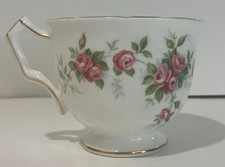 Aynsley Grotto Rose 185 Fine Bone China Floral Tea Cup with Gold Trim -England picture