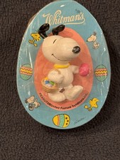 Vintage Whitman’s Peanuts Snoopy Easter Candy Holder Figure Sealed on Card picture