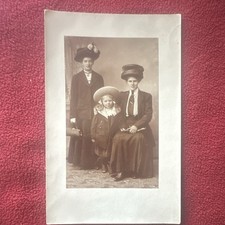 Edwardian Photograph Ladies In Hats 1900-1910 Original Photo Antique Portrait picture