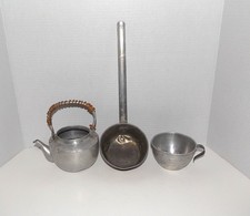 Vintage 3 Pc Aluminum Kitchenware Primitive Farmhouse Utensils Serveware picture
