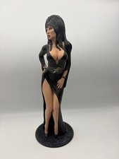 Elvira - Mistress Of The Dark Figure picture