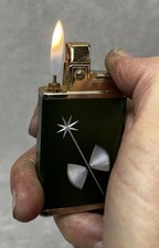 Vintage 60s Green Royal Musical Lighter Butane Gas *FULLY FUNCTIONAL* picture