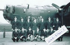 USA WW II  Photo  -   B - 24 Bomber With Crew picture