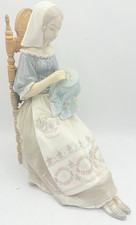 Vintage Lladro 4865 INSULAR EMBROIDERESS Figurine Lady Embroider Knitting *READ* picture