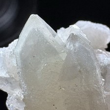 Natural Crystal Druzy Quartz Cluster Pyramid Inclusion Raw Mineral Healing picture