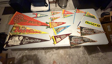 Vintage Travel Souvenir Felt Pennants Lot Great Adventure Dutch Wonderland picture