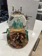  RARE DISNEY HAUNTED MANSION GRIM GRINNING GHOSTS MUSIC LIGHT UP SNOW GLOBE picture