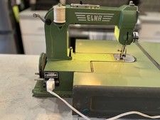 Vintage ELNA No. 1 Grasshopper Model 50 Type 500970 Sewing Machine Case Swiss picture