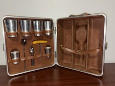 Vintage Ever-Wear Executair 707 Travel Bar Cocktail Set 6 Cups Orange Case picture