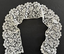 BRUSSELS LACE ANTIQUE COLLAR Elegant Scallops Delicate Flowers Classic  picture