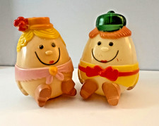 intage Plastic Humpty Dumpty Egg Couple Salt & Pepper Shakers Mr Mrs Kitsch 399 picture