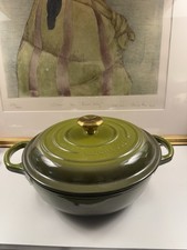 NEW Le Creuset Dutch Oven 22cm Olive Green Gold Knob Cast Iron w Mitts CN picture