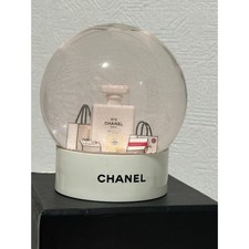 CHANEL 2016 VIP Limited Snow Globe Pink Perfume Bottle Glitter Glass w/ Box picture