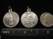 ANTIQUE SMALL RELIGIOUS MEDAL THE VIRGEN & JESUS 