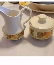 Vernon Ware By METLOX Creamer & Sugar Bowl With Lid Della Robbia Pattern USA New picture
