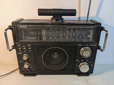 VINTAGE VENTURER 10 BAND RADIO MODEL #2959-2 AC - DC TESTED OK AM FM SW TV CB WB picture