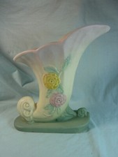 Vintage HULL Cornucopia Vase -8.5