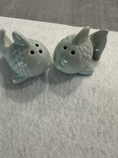 Salt And Pepper Fish Shaker picture